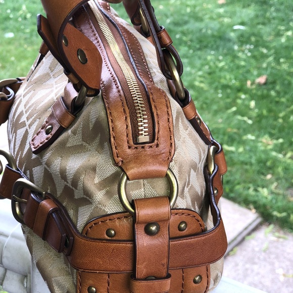 Michael Kors vintage small leather signature purse - Picture 9 of 11